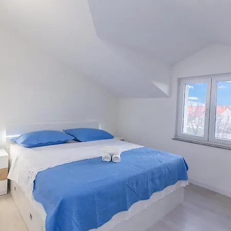 Amazing In Σπίτι διακοπών Cista Provo